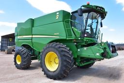 2014 John Deere S670 2wd combine