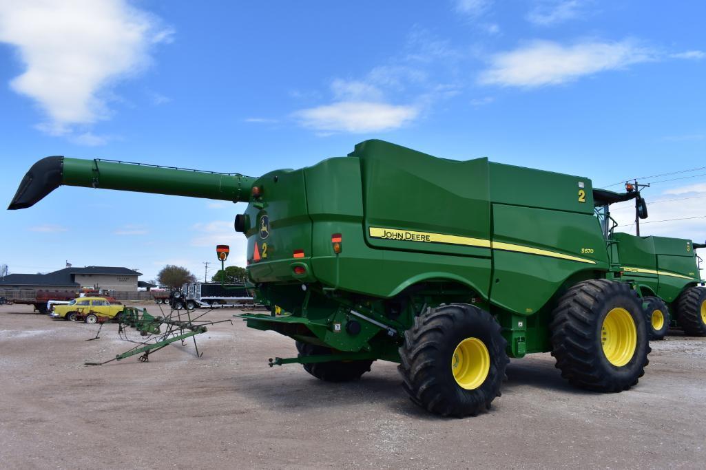 2014 John Deere S670 2wd combine