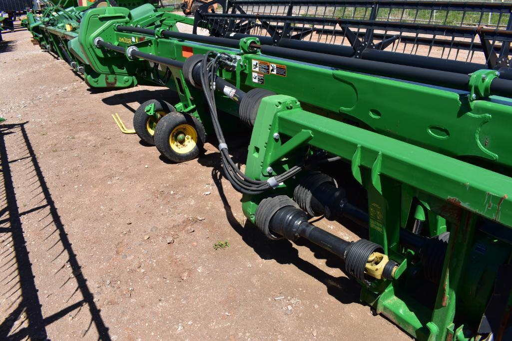 2014 John Deere 640D 40' draper head