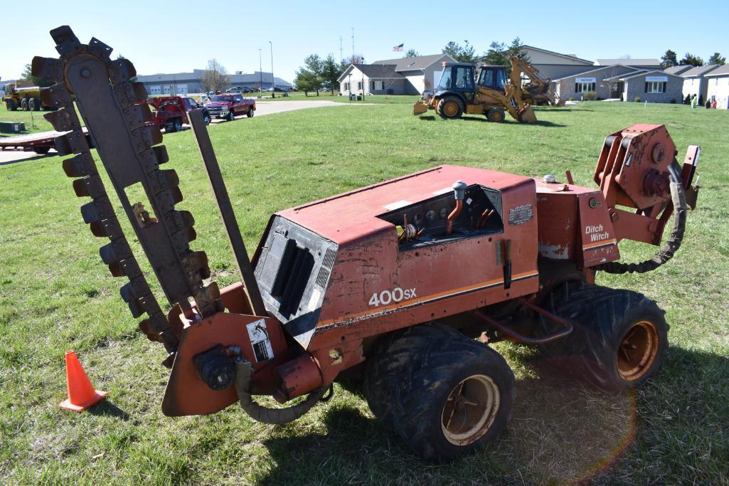 Ditch witch 400 SX trencher