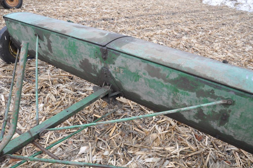 John Deere 12' pull-type drop seeder