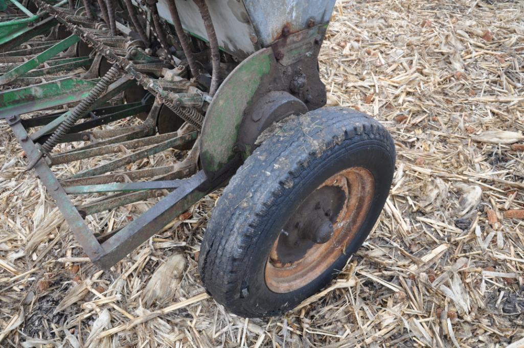 John Deere Van Brunt 10' grain drill