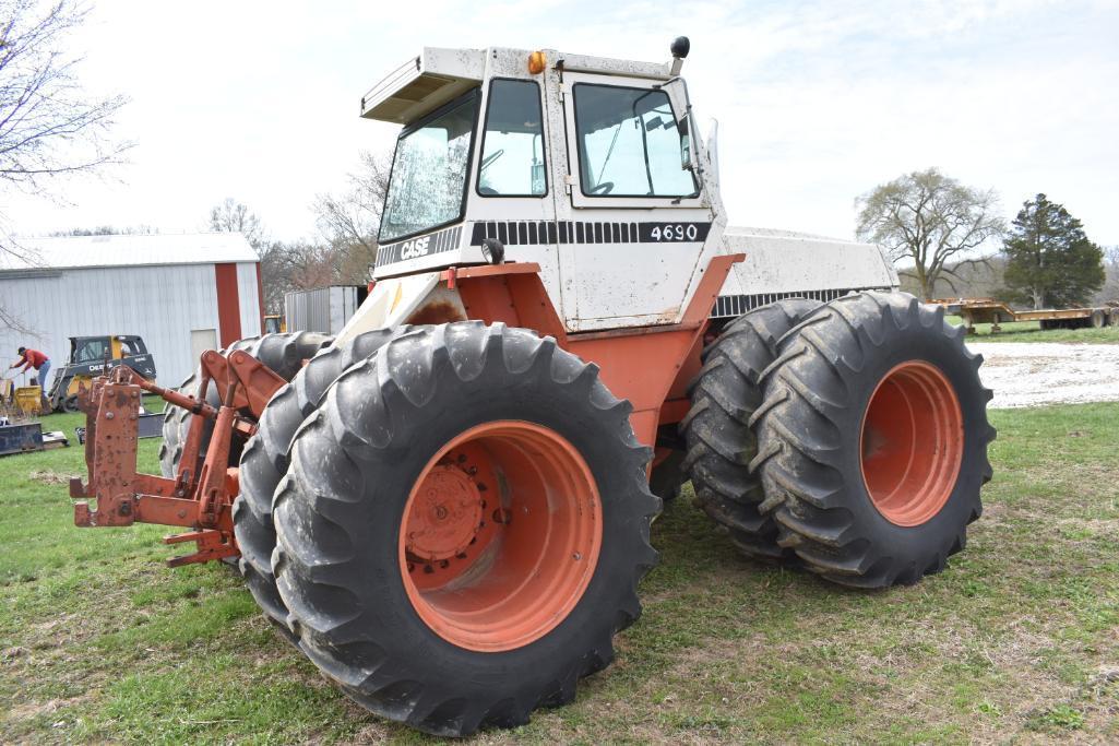 Case 4690 4wd tractor