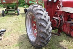 1962 Farmall 560 gas tractor