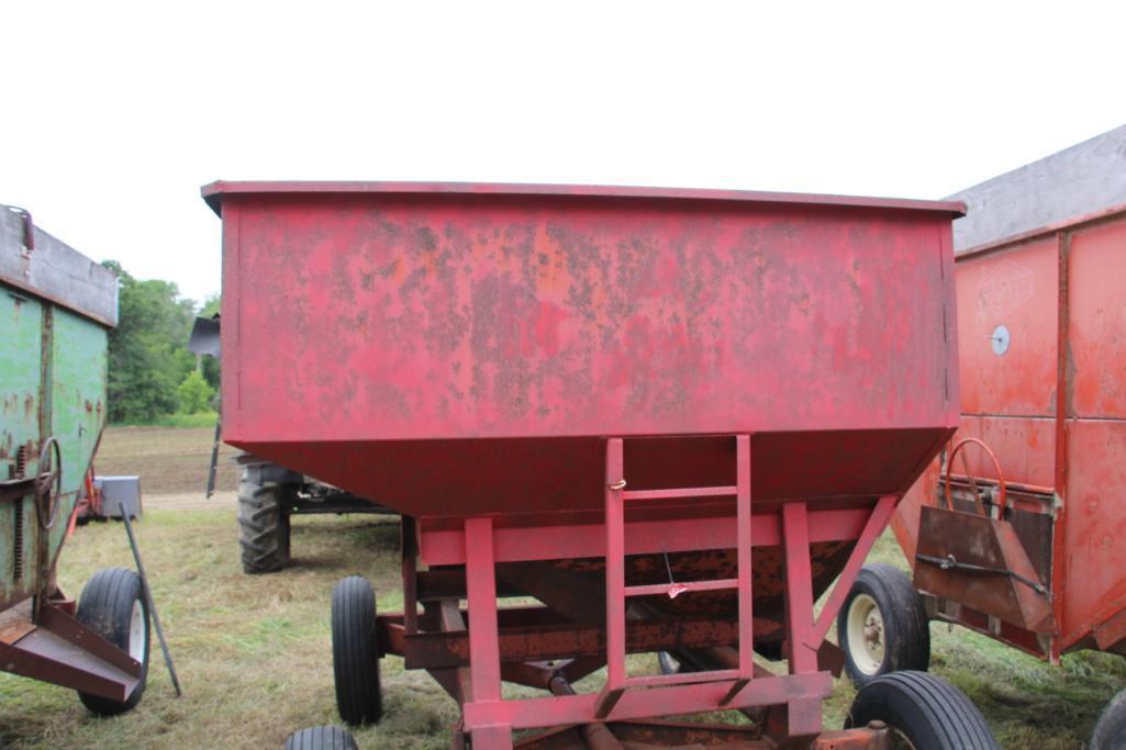 175 bu. gravity wagon w/gear