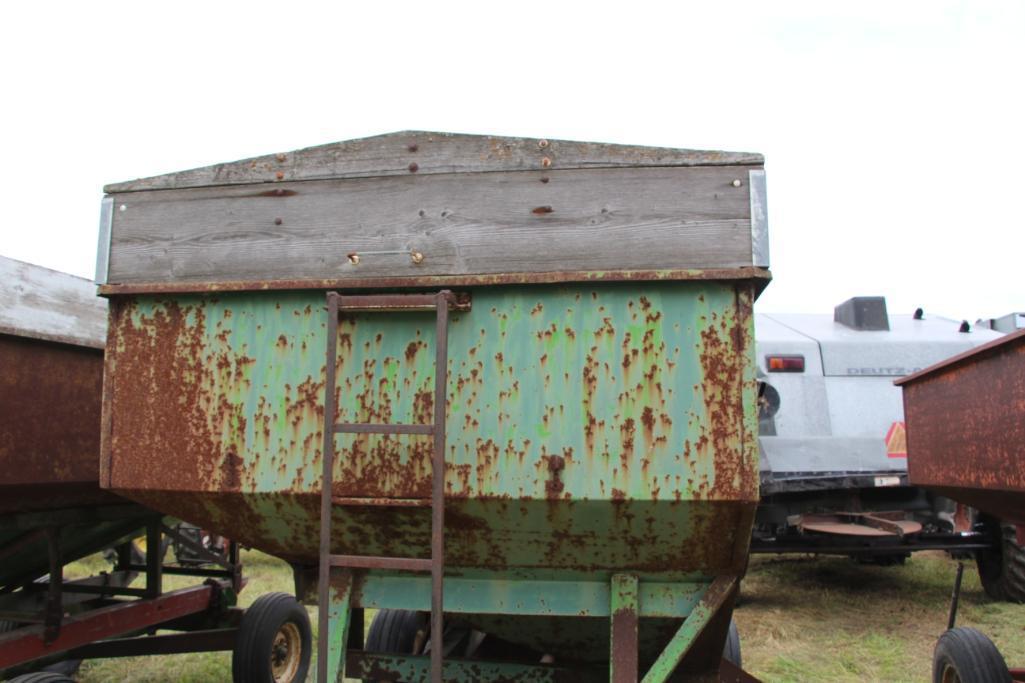 175 bu. gravity wagon w/gear