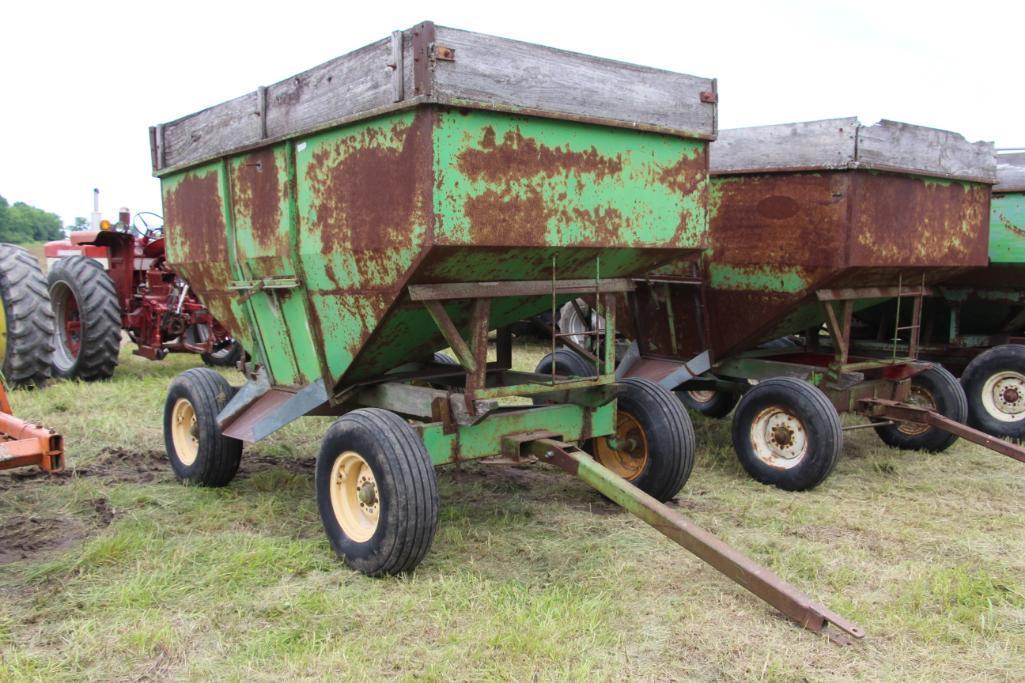 150 bu. gravity wagon w/gear