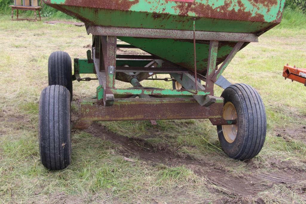 150 bu. gravity wagon w/gear