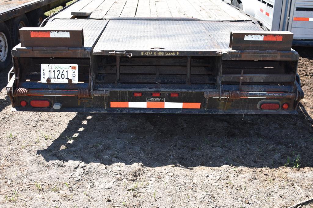 2004 Trailerman 30' gooseneck flatbed trailer