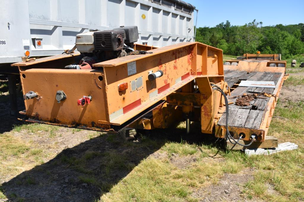 1977 Rogers 34' detach trailer