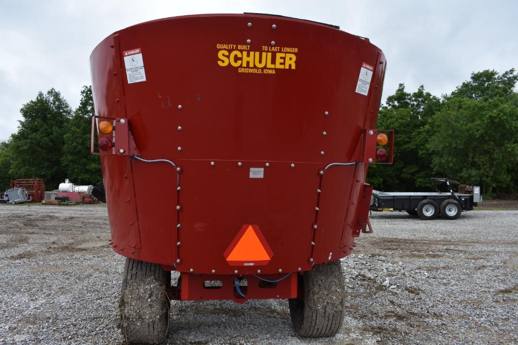 2012 Schuler 6020 TMR mixer feed wagon