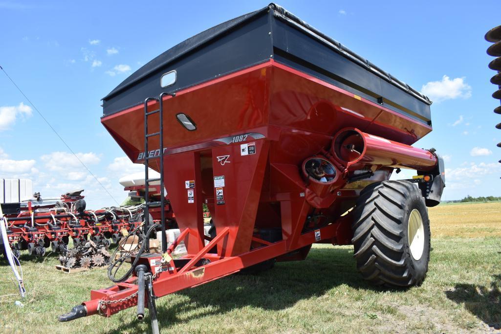 Brent 1082 grain cart