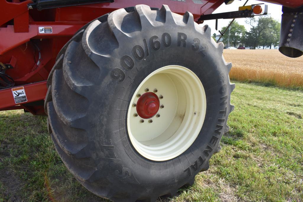 Brent 1082 grain cart