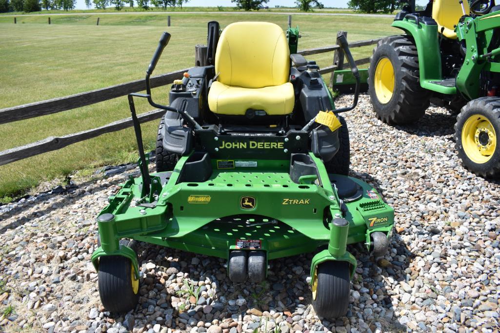 2017 John Deere Z950R zero turn mower