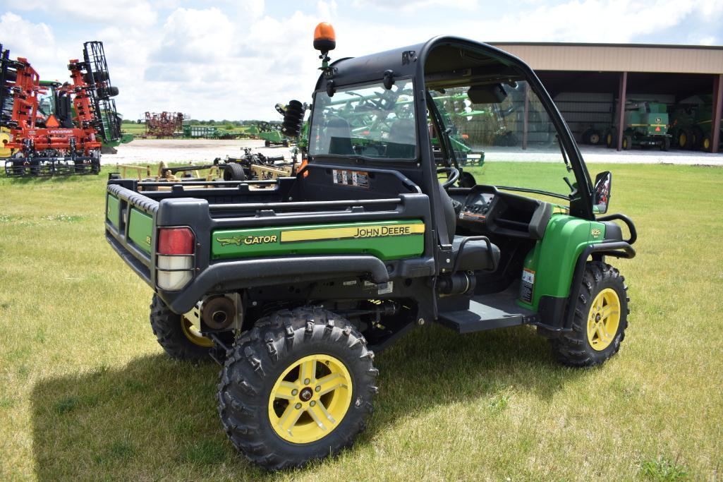 2010 John Deere 825i Gator 4x4 UTV