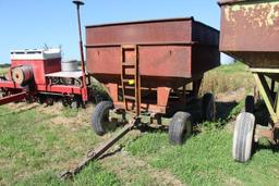 175 bu. J & M gravity wagon w/ JD 1065 gear