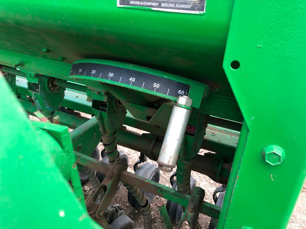 John Deere 515 15' 3-pt. drill