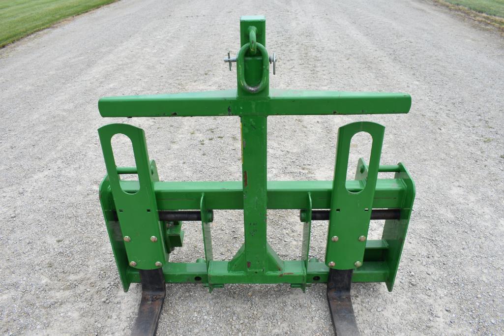 John Deere pallet forks