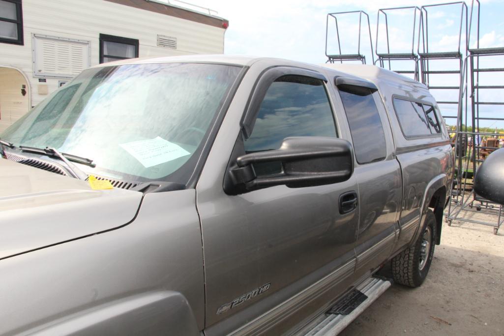 2001 Chevrolet 2500 HD extended cab 4wd pickup