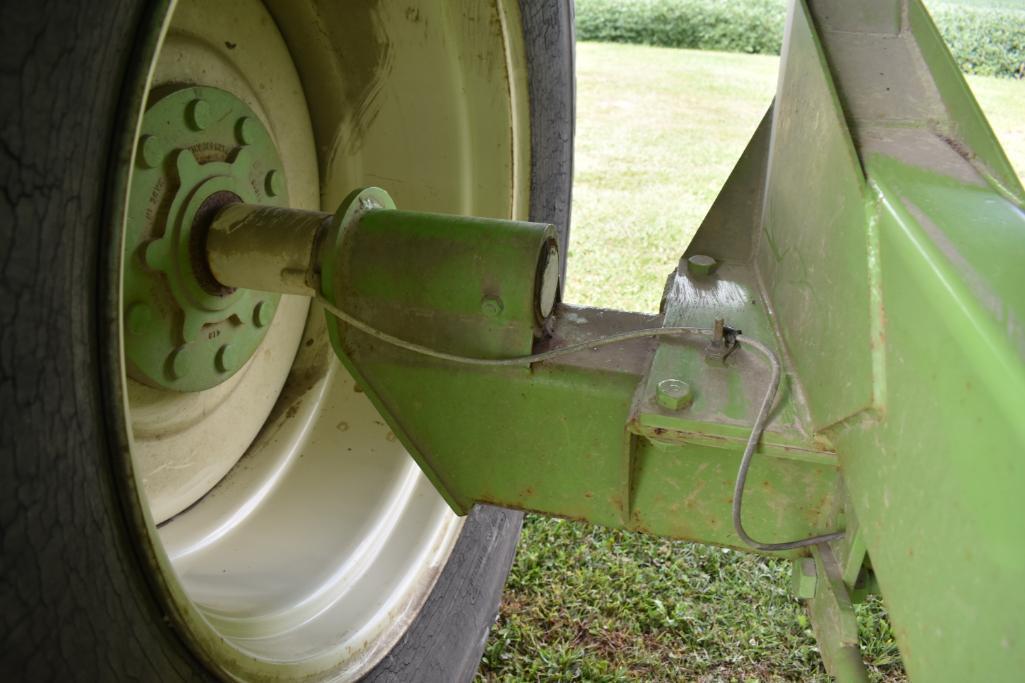 Parker 614 Grain Chariot grain cart