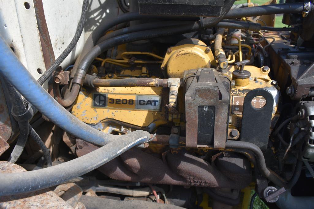 1985 Ford 7000 single axle grain truck