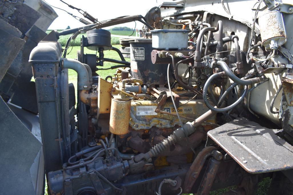 1985 Ford 7000 single axle grain truck