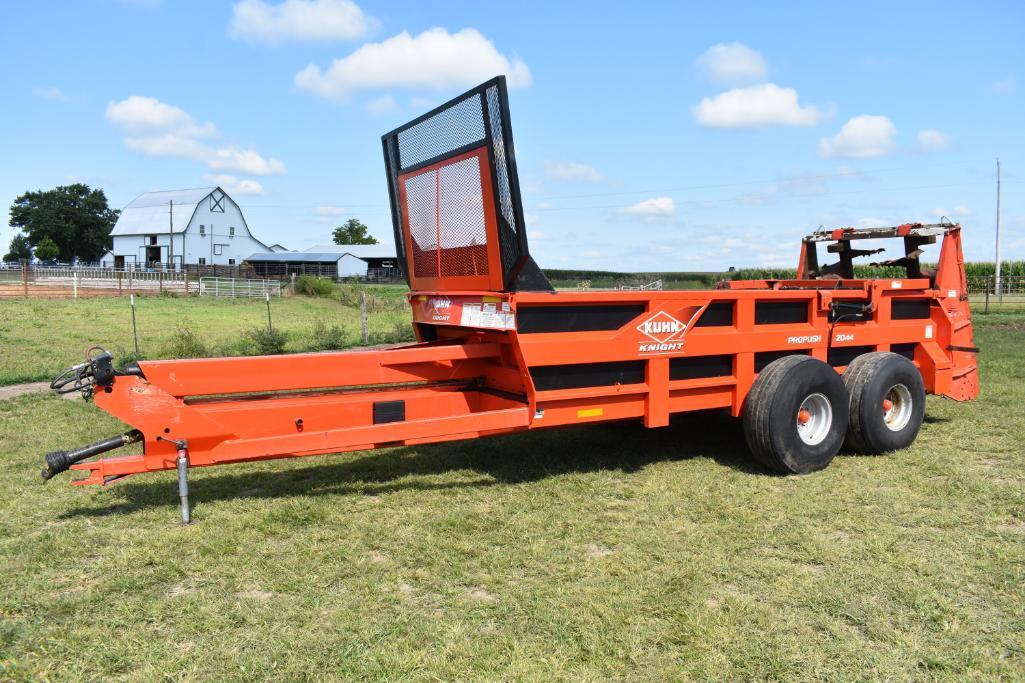 Kuhn Knight ProPush 2044 manure spreader