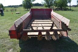 New Holland 514 manure spreader