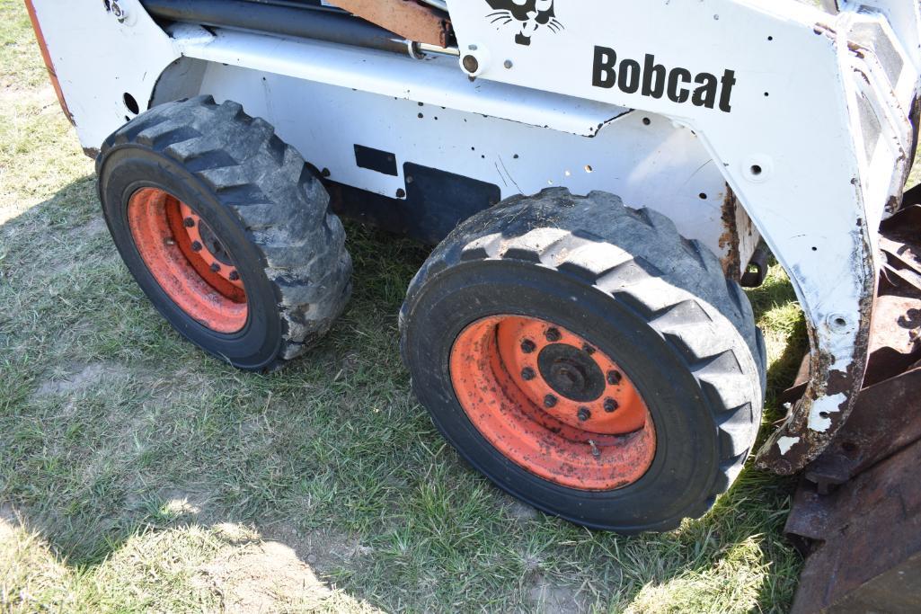 Bobcat 763 skid loader