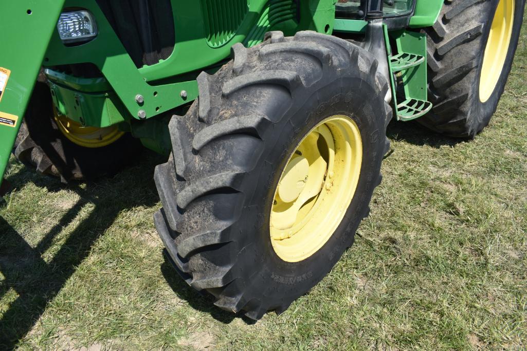 2006 John Deere 6420 MFWD tractor