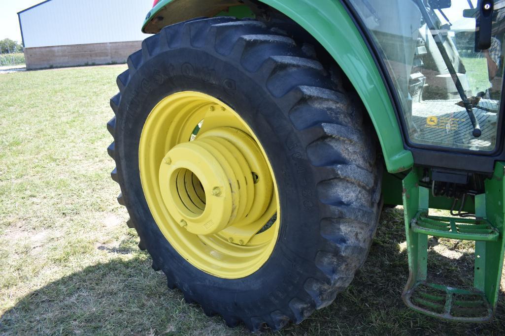 2005 John Deere 6420 MFWD tractor