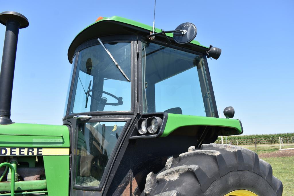 1985 John Deere 4450 2wd tractor