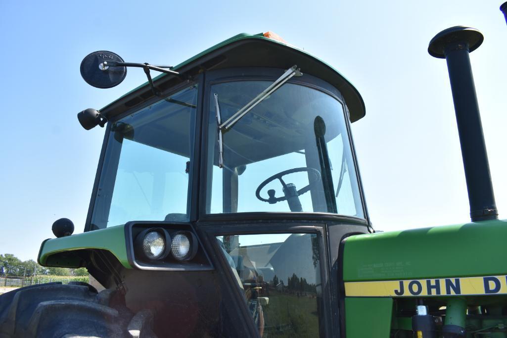 1985 John Deere 4450 2wd tractor