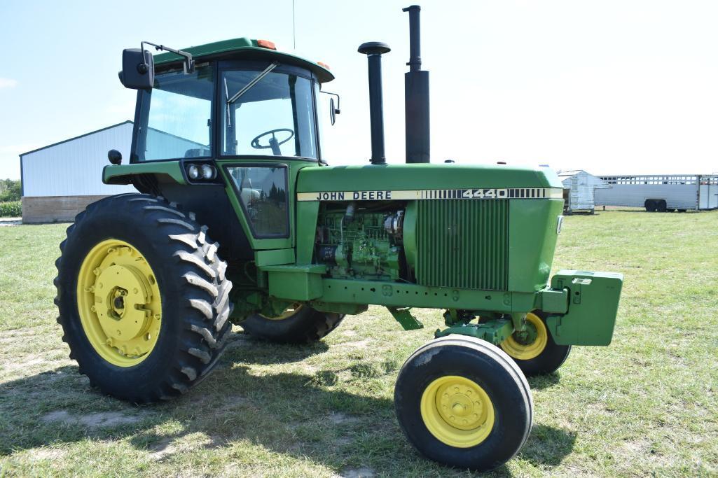 1979 John Deere 4440 2wd tractor