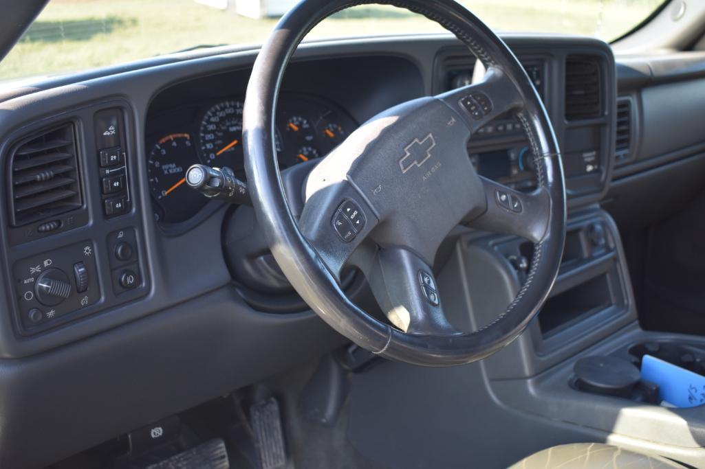 2003 Chevrolet 3500 4wd dually pickup truck