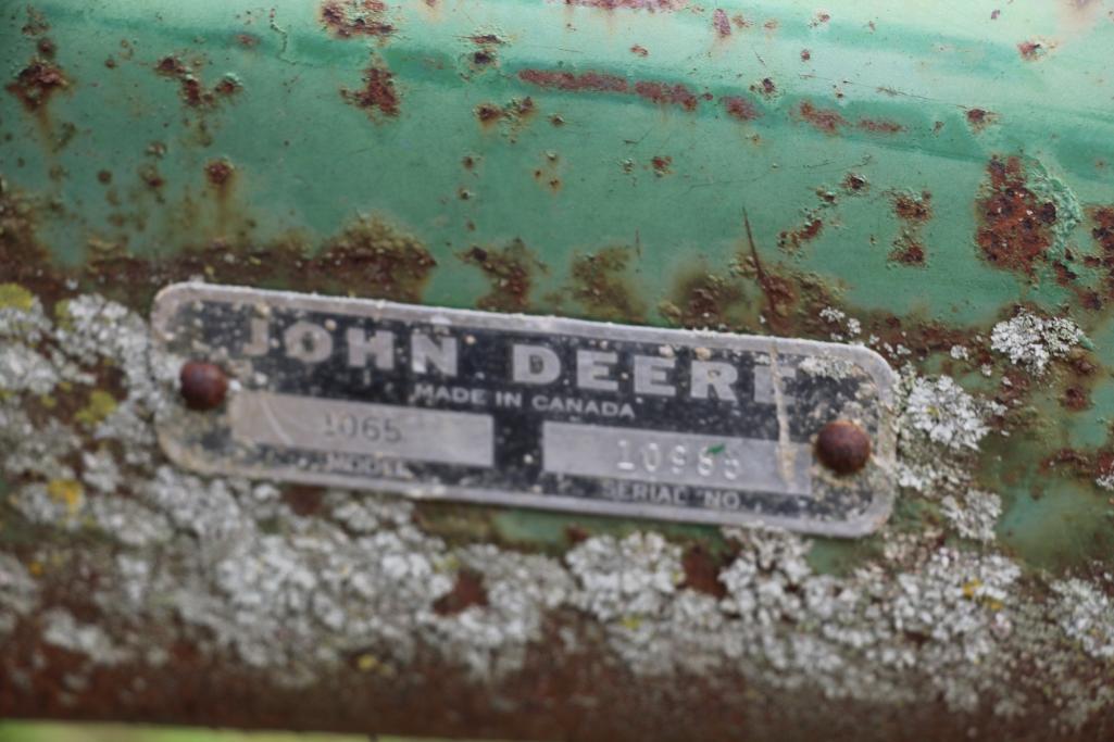 John Deere 1065 running gear