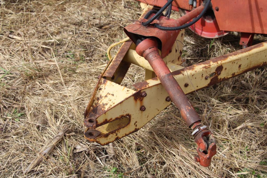 New Holland 679 tandem axle manure spreader