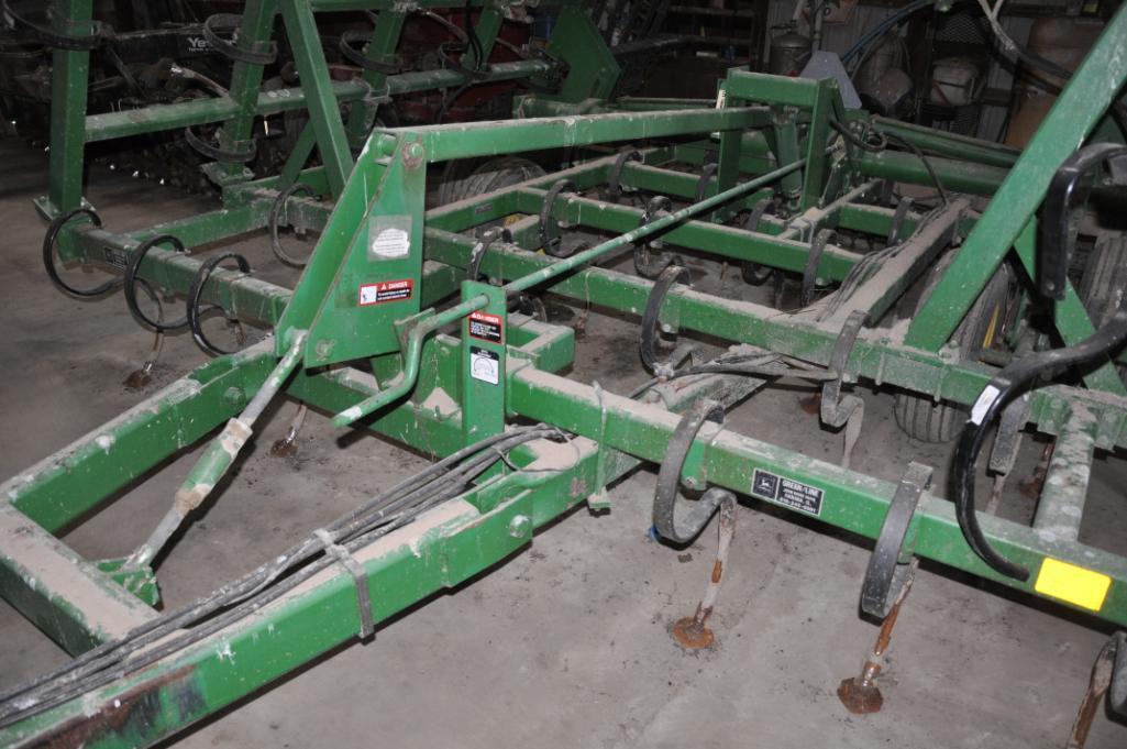 1994 John Deere 980 24' field cultivator