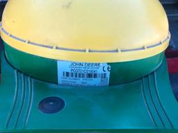 John Deere StarFire iTC receiver