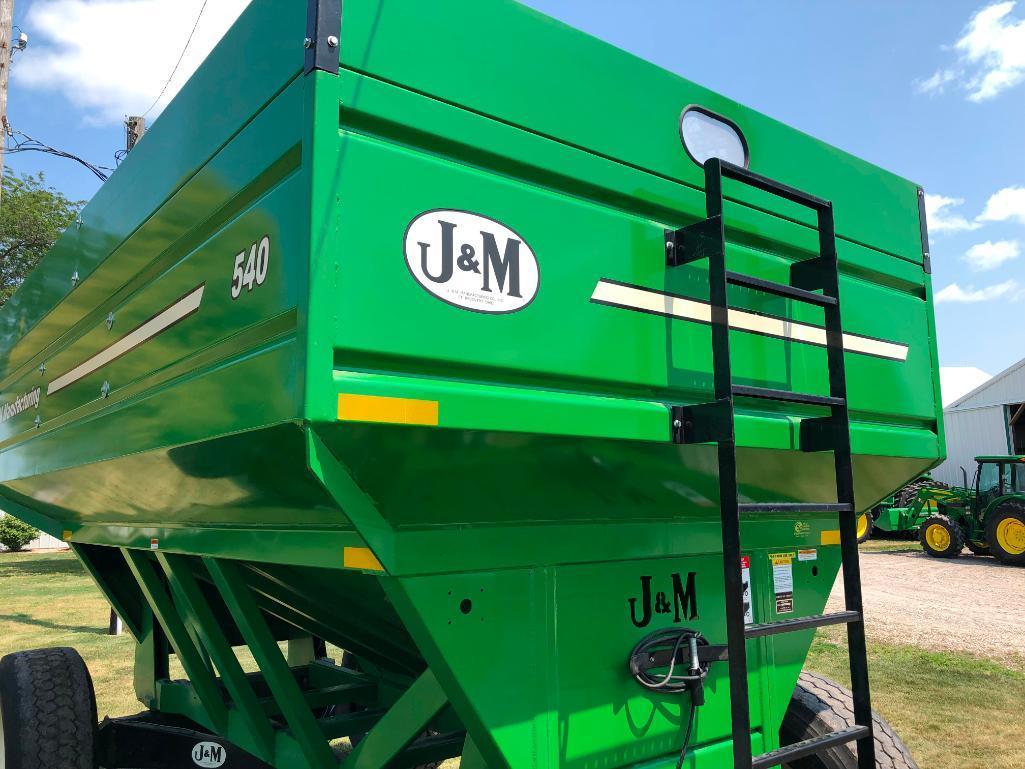 J&M 540 gravity wagon