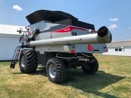 2011 Gleaner S67 2wd combine