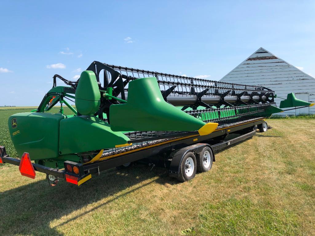 2012 John Deere 635FD HydraFlex 35' flex draper head