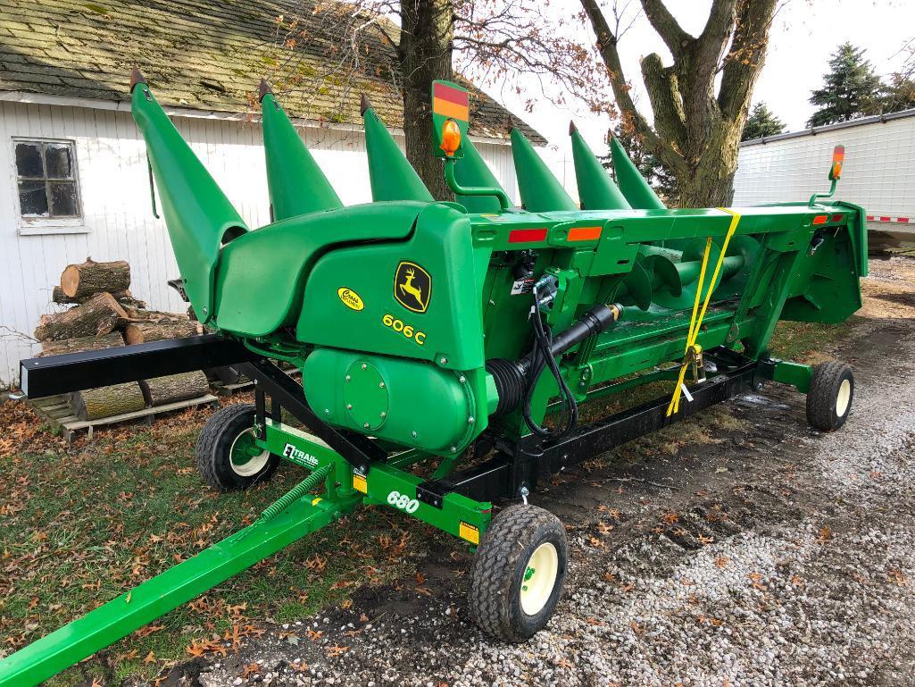 2013 JD 606C 6 row 30" corn head, hyd. deck plates, height sensors, (2) stalk stompers, SN