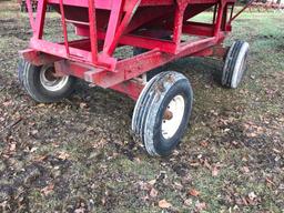 200 bu. gravity wagon on Stanhoist running gear