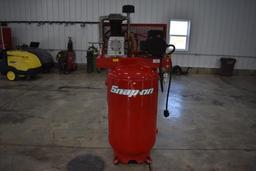 Snap-On BRA818V 80-gallon air compressor