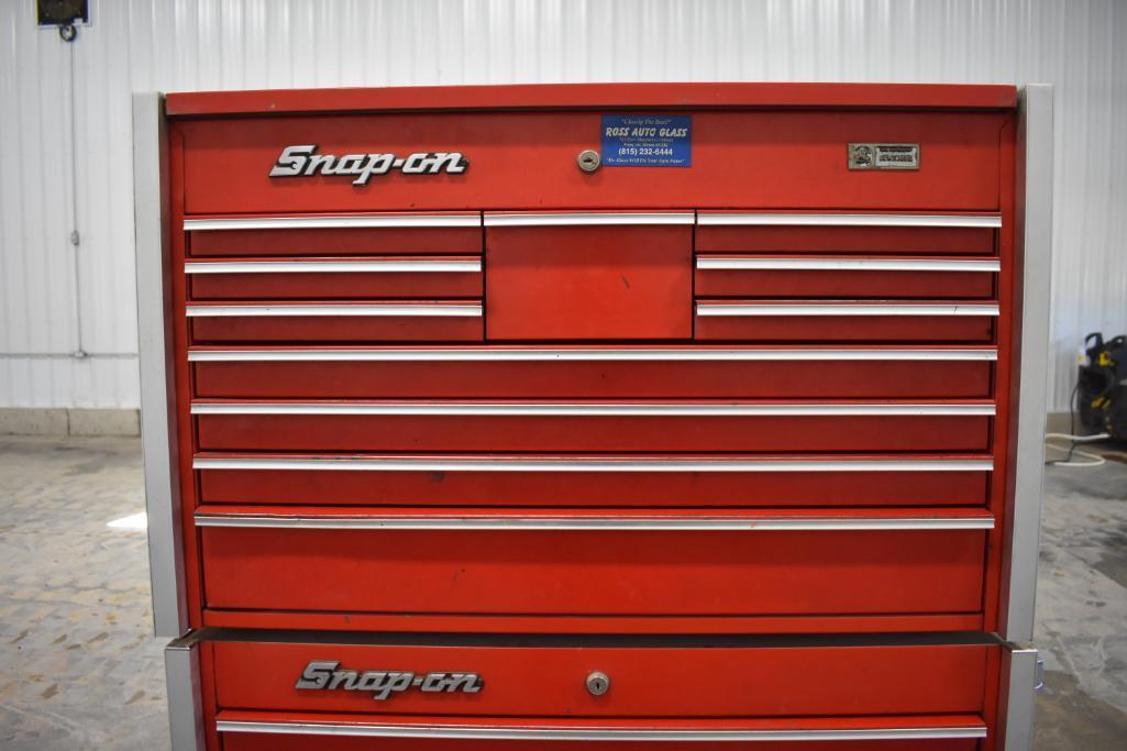 Snap-On 29-drawer rolling tool box