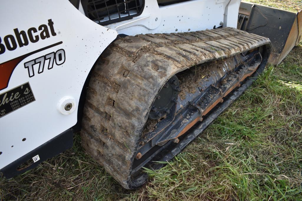 2017 Bobcat T770 compact track loader