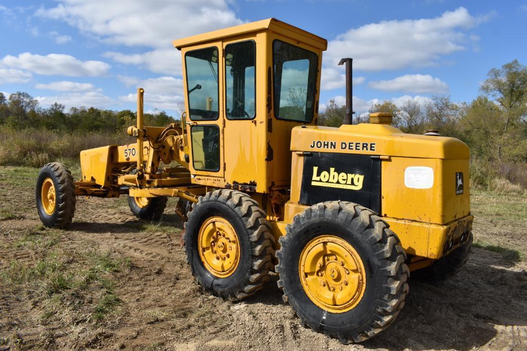 John Deere 570A motor grader