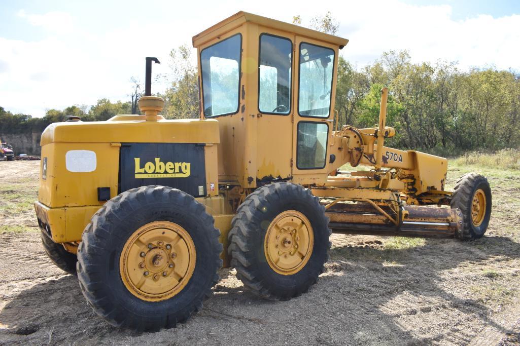 John Deere 570A motor grader