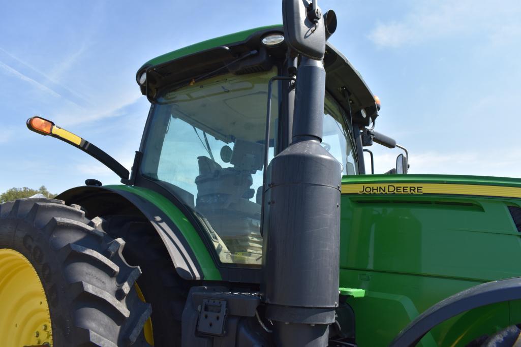 2014 John Deere 7270R MFWD tractor